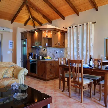 Holiday home Fuer 6 Personenund 2 Auf Lefkada *