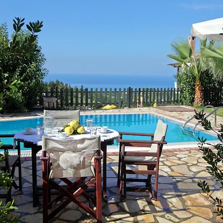 Holiday home Fuer 6 Personenund 2 Auf Lefkada Tsoukaladhes