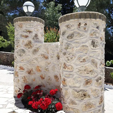 Fuer 6 Personenund 2 Auf Lefkada Holiday home *